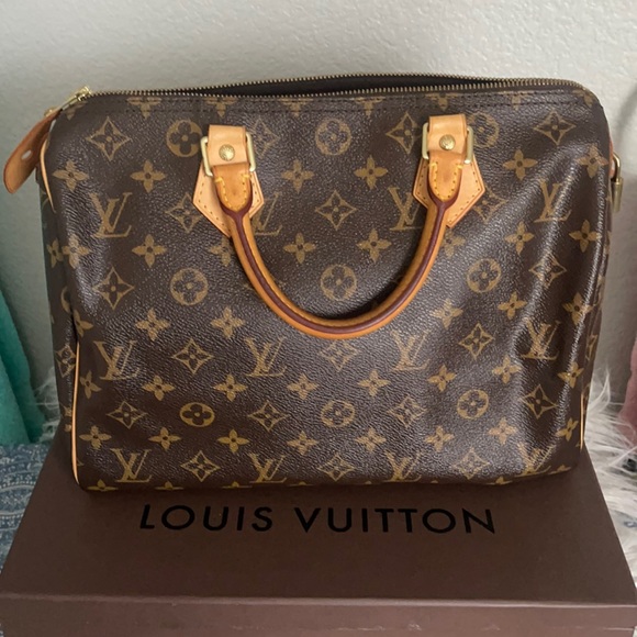 Louis Vuitton, Bags, Authentic Louis Vuitton Speedy 3